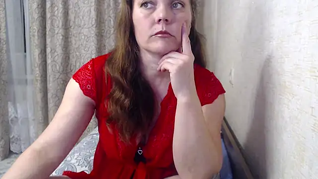 SheLion online show from November 26, 2025, 2:50 pm