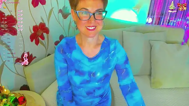 Snapshot of JennAlison chatting on December 5, 2025, 12:26 pm JennAlison online show from December 5, 2025, 12:26 pm