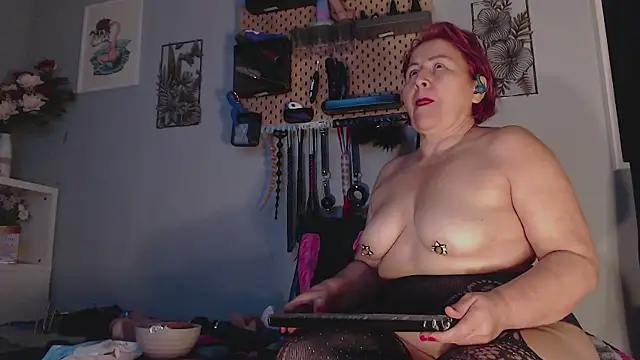 Snapshot of barbarah_ chatting on March 11, 2025, 10:40 am barbarah online show from March 11, 2025, 10:40 am