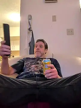 Snapshot of Smallpeniss69 chatting on February 26, 2026, 8:36 am Smallpeniss69 online show from February 26, 2026, 8:36 am