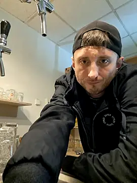 Snapshot of Jimmy8999 chatting on November 27, 2025, 7:14 pm Jimmy8999 online show from November 27, 2025, 7:14 pm