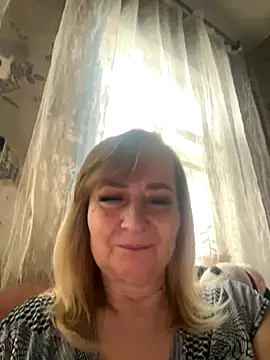 Irina2909xh online show from November 16, 2025, 9:36 am