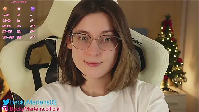 Snapshot of BeckyMartens chatting on December 25, 2024, 12:59 am BeckyMartens online show from December 25, 2024, 12:59 am