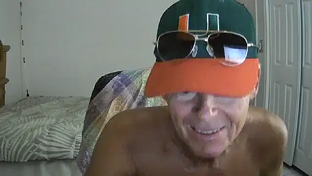 Snapshot of nakeedcowboi65 chatting on September 9, 2025, 9:19 am nakeedcowboi65 online show from September 9, 2025, 9:19 am