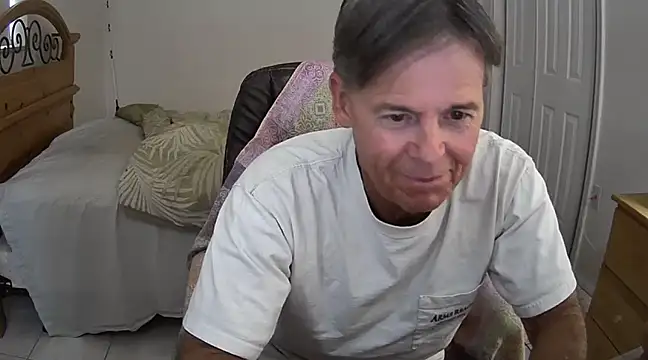 Snapshot of nakeedcowboi65 chatting on March 10, 2025, 6:12 pm nakeedcowboi65 online show from March 10, 2025, 6:12 pm
