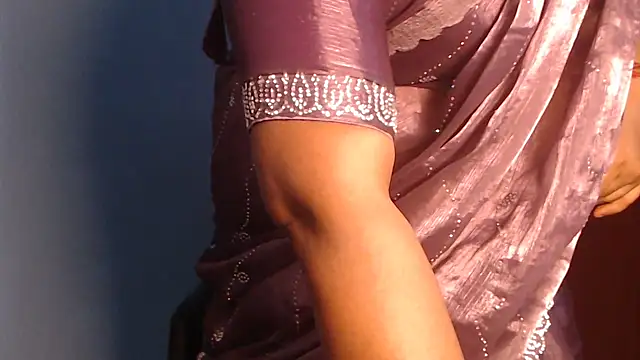 Snapshot of naughtyboobs38dd chatting on March 19, 2025, 4:02 pm naughtyboobs38dd online show from March 19, 2025, 4:02 pm