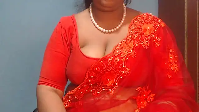 naughtyboobs38dd online show from May 31, 2026, 4:24 pm