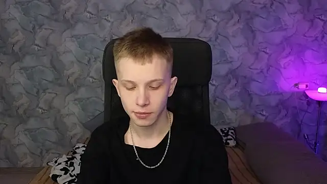 Snapshot of arlekincrop chatting on February 10, 2026, 12:20 am arlekincrop online show from February 10, 2026, 12:20 am