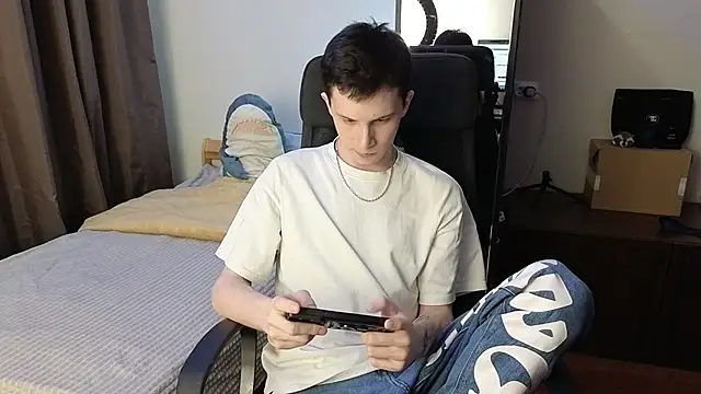 Snapshot of arlekincrop chatting on March 16, 2026, 9:39 pm arlekincrop online show from March 16, 2026, 9:39 pm