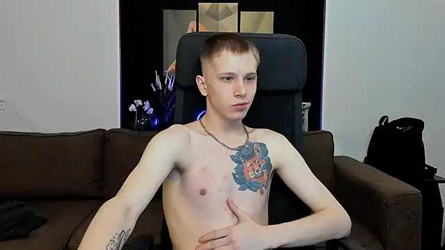 Snapshot of arlekincrop chatting on March 18, 2025, 1:44 pm arlekincrop online show from March 18, 2025, 1:44 pm