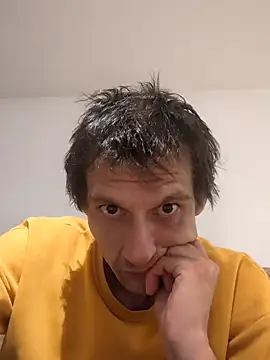 maciej online show from September 22, 2025, 10:49 pm