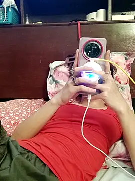 QueenSoreal online show from March 7, 2026, 7:37 am