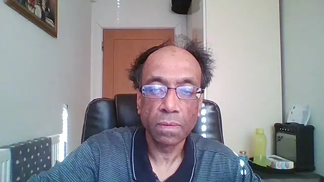 Snapshot of rauncher1 chatting on November 25, 2025, 11:10 am rauncher1 online show from November 25, 2025, 11:10 am