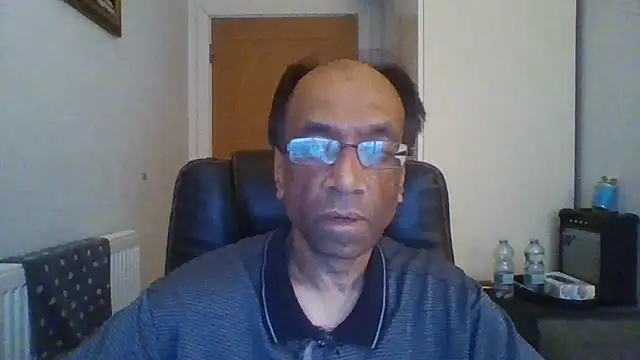 Snapshot of rauncher1 chatting on November 16, 2025, 9:36 am rauncher1 online show from November 16, 2025, 9:36 am