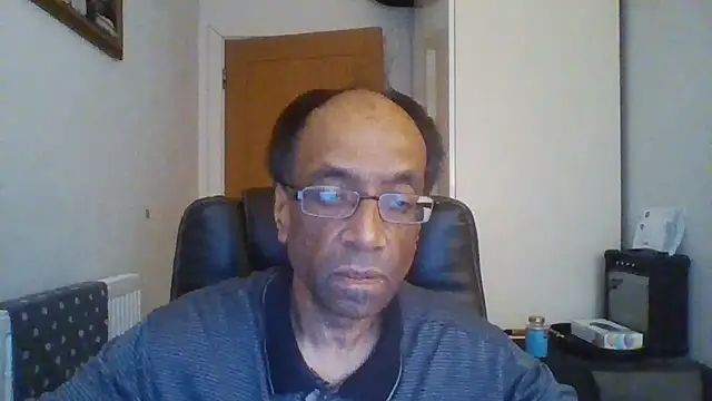 Snapshot of rauncher1 chatting on November 20, 2025, 9:43 am rauncher1 online show from November 20, 2025, 9:43 am