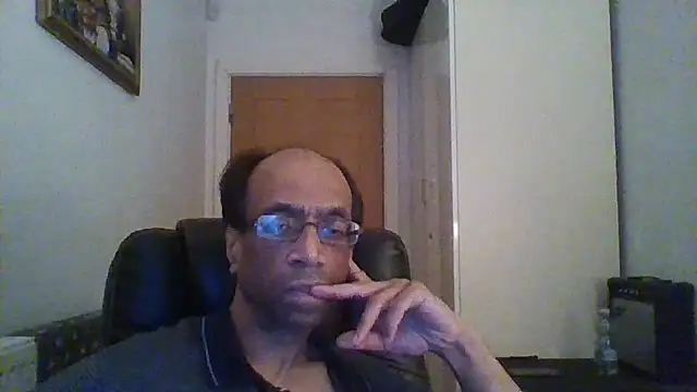 Snapshot of rauncher1 chatting on January 31, 2025, 12:50 am rauncher1 online show from January 31, 2025, 12:50 am