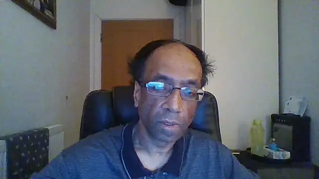 Snapshot of rauncher1 chatting on November 29, 2025, 9:20 am rauncher1 online show from November 29, 2025, 9:20 am