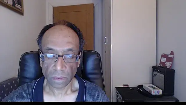 Snapshot of rauncher1 chatting on February 12, 2026, 9:31 am rauncher1 online show from February 12, 2026, 9:31 am