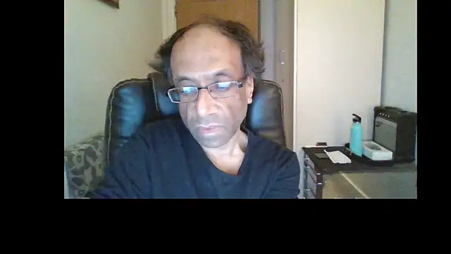 Snapshot of rauncher1 chatting on May 29, 2026, 11:00 pm rauncher1 online show from May 29, 2026, 11:00 pm