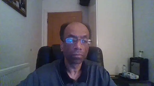 Snapshot of rauncher1 chatting on November 9, 2025, 1:20 am rauncher1 online show from November 9, 2025, 1:20 am