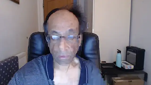 Snapshot of rauncher1 chatting on February 28, 2026, 9:20 am rauncher1 online show from February 28, 2026, 9:20 am