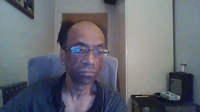 Snapshot of rauncher1 chatting on November 8, 2025, 1:53 am rauncher1 online show from November 8, 2025, 1:53 am