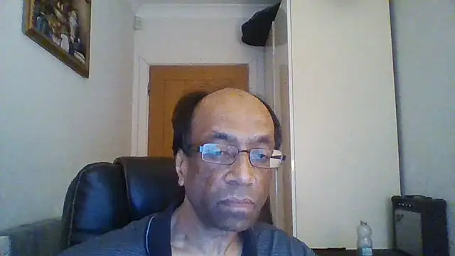 Snapshot of rauncher1 chatting on February 25, 2025, 8:58 am rauncher1 online show from February 25, 2025, 8:58 am