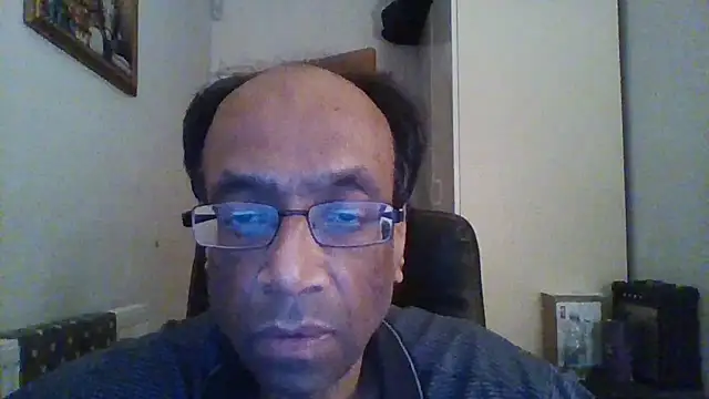 Snapshot of rauncher1 chatting on December 15, 2024, 11:42 pm rauncher1 online show from December 15, 2024, 11:42 pm