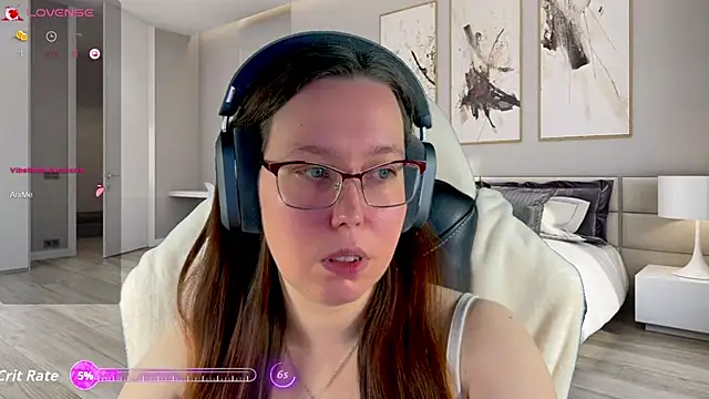 Victoria Romans online show from November 11, 2025, 2:06 am