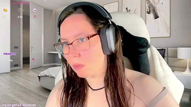 Snapshot of Victoria_Romans chatting on June 16, 2026, 10:26 am Victoria Romans online show from June 16, 2026, 10:26 am