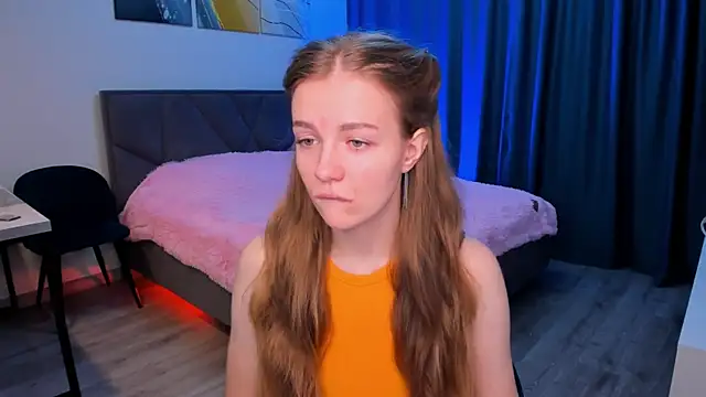 SweetMilkis online show from December 2, 2024, 8:04 am