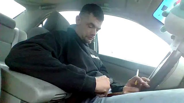 cumgitsumdic online show from February 15, 2026, 1:43 pm