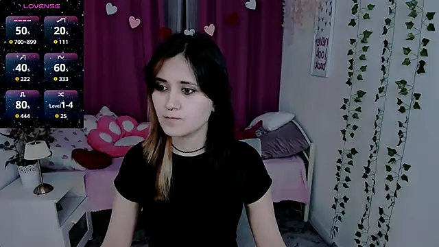 Alexa Lexi  online show from May 22, 2026, 10:46 am