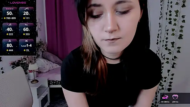 Alexa Lexi  online show from May 15, 2026, 11:08 am