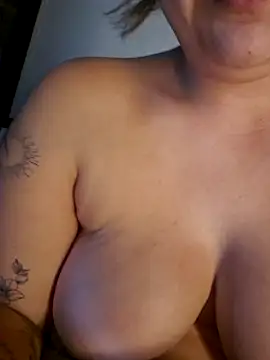 Snapshot of Cutegirlforyou chatting on December 5, 2025, 7:55 pm Cutegirlforyou online show from December 5, 2025, 7:55 pm