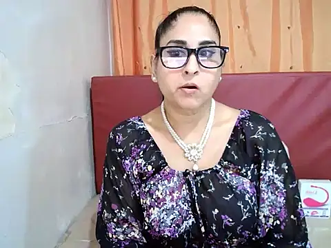 Indiankushy online show from October 10, 2025, 4:52 pm