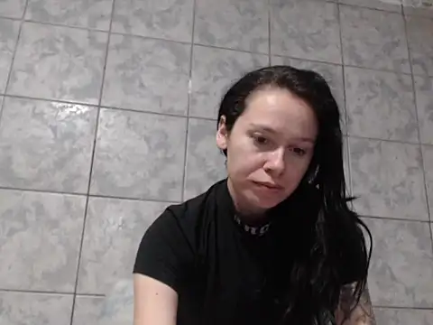 Venusluxodomme online show from October 26, 2025, 1:22 pm