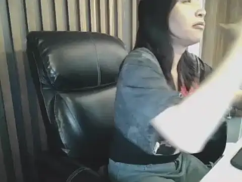 sara kimoo online show from March 18, 2025, 8:16 pm