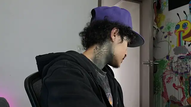 trieone online show from March 14, 2026, 2:01 pm