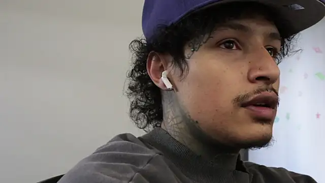 trieone online show from December 17, 2025, 5:18 pm