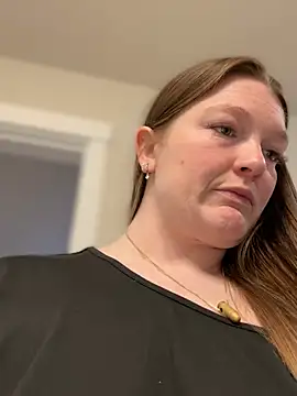 Snapshot of PussiesnCream_ chatting on March 3, 2025, 3:11 pm PussiesnCream online show from March 3, 2025, 3:11 pm