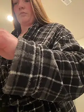 Snapshot of PussiesnCream_ chatting on November 24, 2025, 4:18 pm PussiesnCream online show from November 24, 2025, 4:18 pm