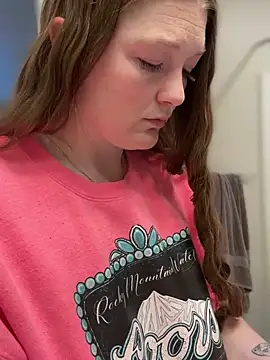 Snapshot of PussiesnCream_ chatting on February 27, 2025, 3:26 pm PussiesnCream online show from February 27, 2025, 3:26 pm