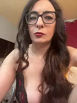 Curvy bigtitts online show from July 4, 2026, 5:58 am