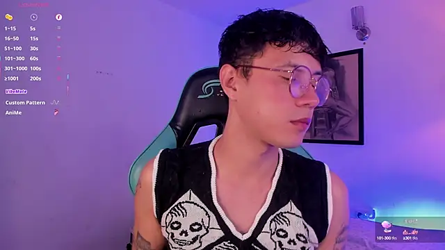 Snapshot of LeaneSeb chatting on September 12, 2025, 1:06 am LeaneSeb online show from September 12, 2025, 1:06 am