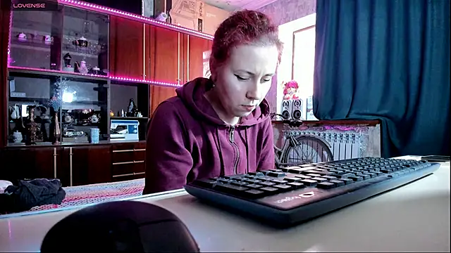 Snapshot of pa1e_pr1ncess chatting on February 21, 2025, 11:33 am pa1e pr1ncess online show from February 21, 2025, 11:33 am