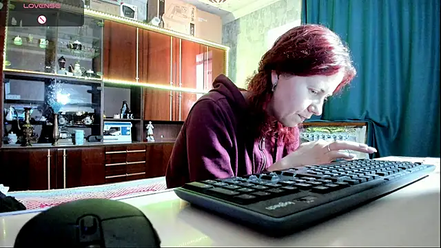 Snapshot of pa1e_pr1ncess chatting on March 12, 2025, 9:34 am pa1e pr1ncess online show from March 12, 2025, 9:34 am