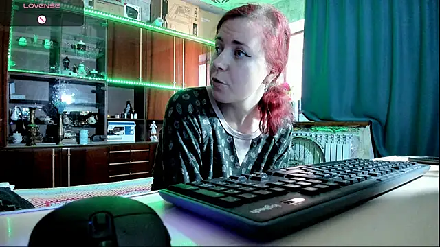 Snapshot of pa1e_pr1ncess chatting on March 11, 2025, 6:41 am pa1e pr1ncess online show from March 11, 2025, 6:41 am
