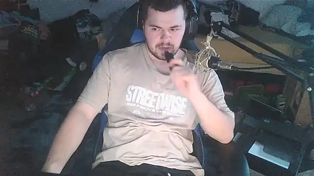 sven7962 online show from November 28, 2025, 9:26 pm