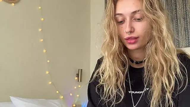 MonicaMilz online show from March 3, 2026, 6:09 am
